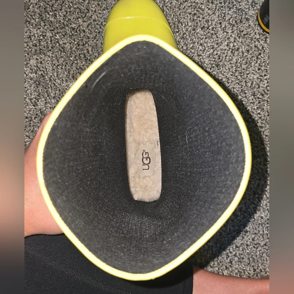 UGG Boots  Sienna Rain Mid Calf Waterproof Yellow Womens size US 8/mens Size 6 - Picture 13 of 14